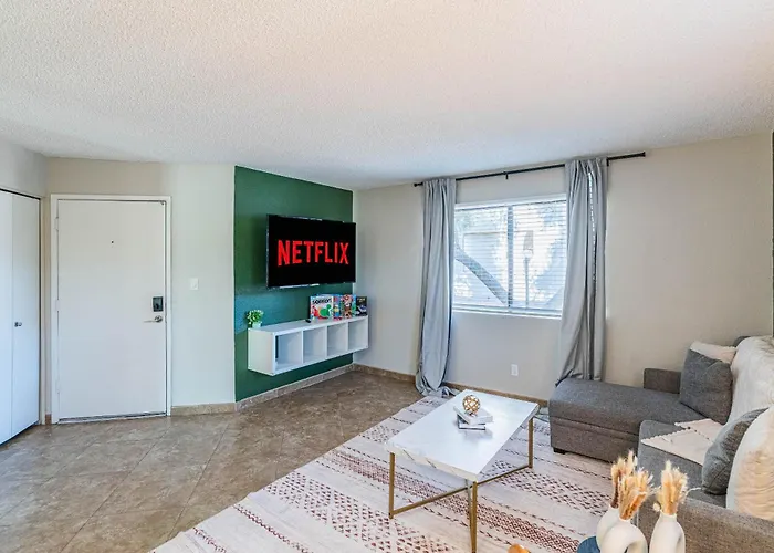 Near Casino Pool Gym Balcony Parking Washer Dryer Scottsdale