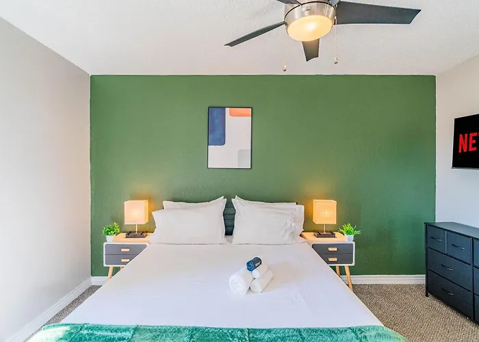 Near Casino Pool Gym Balcony Parking Washer Dryer *